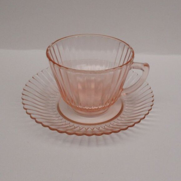 MacBeth Evans Depression Glass Pink PETALWARE Tea or Coffee Cup and Saucer - Picture 1 of 4